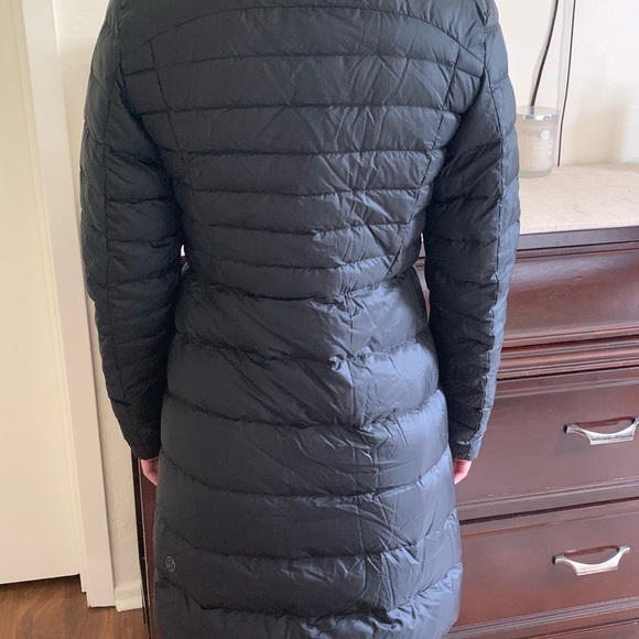 Lululemon Down Puff Coat/Jacket, size 4 - Picture 5 of 6